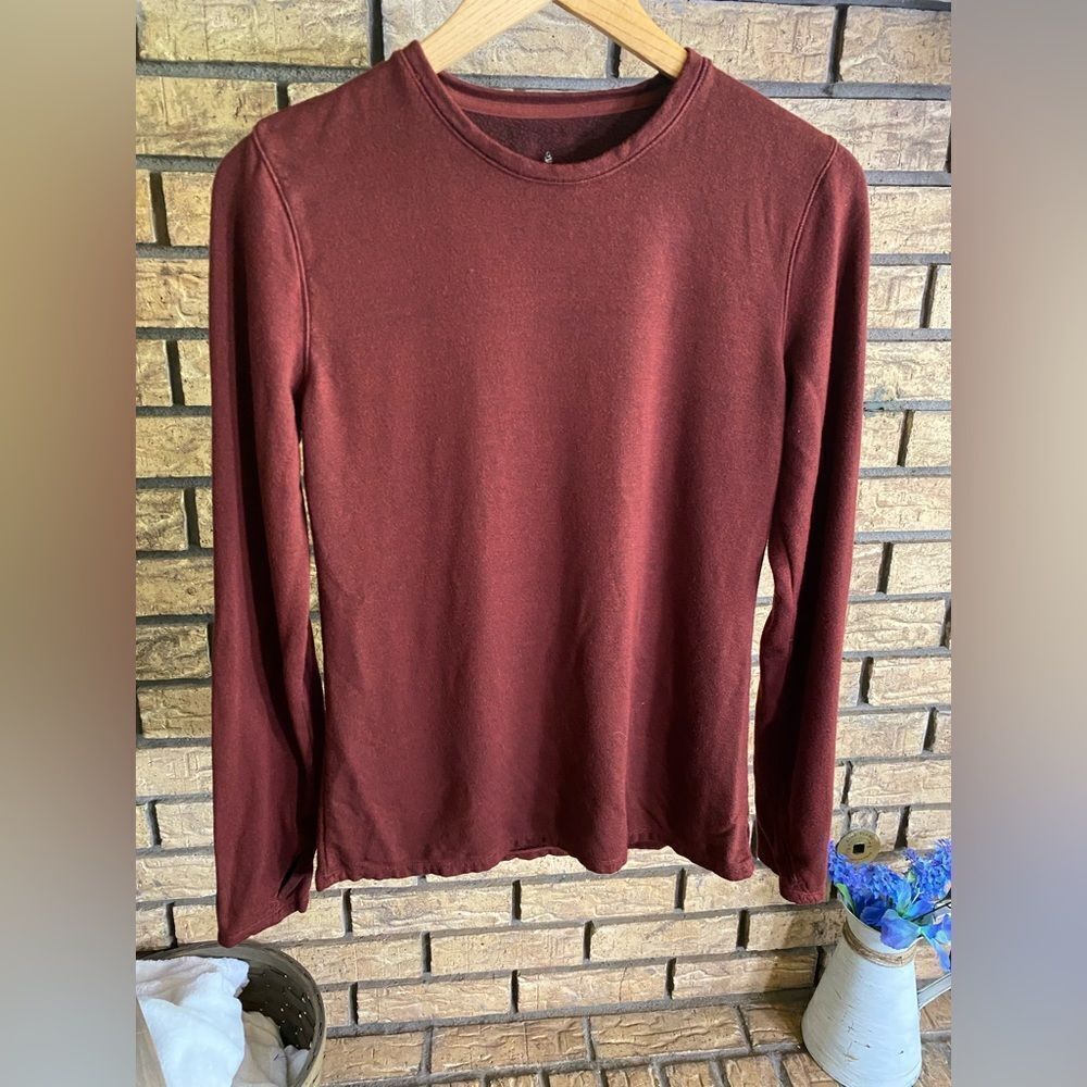Cuddl duds sweater‎